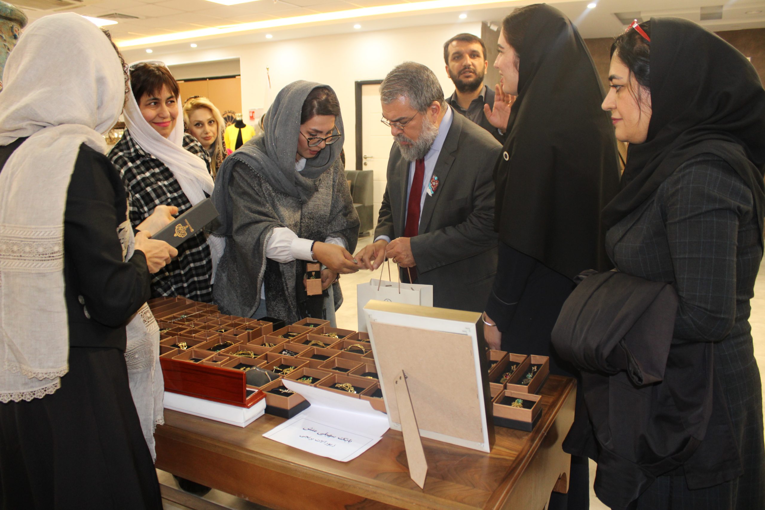 آمادگی جهت توسعه روابط تجاری و جذب سرمایه گذاری خارجی